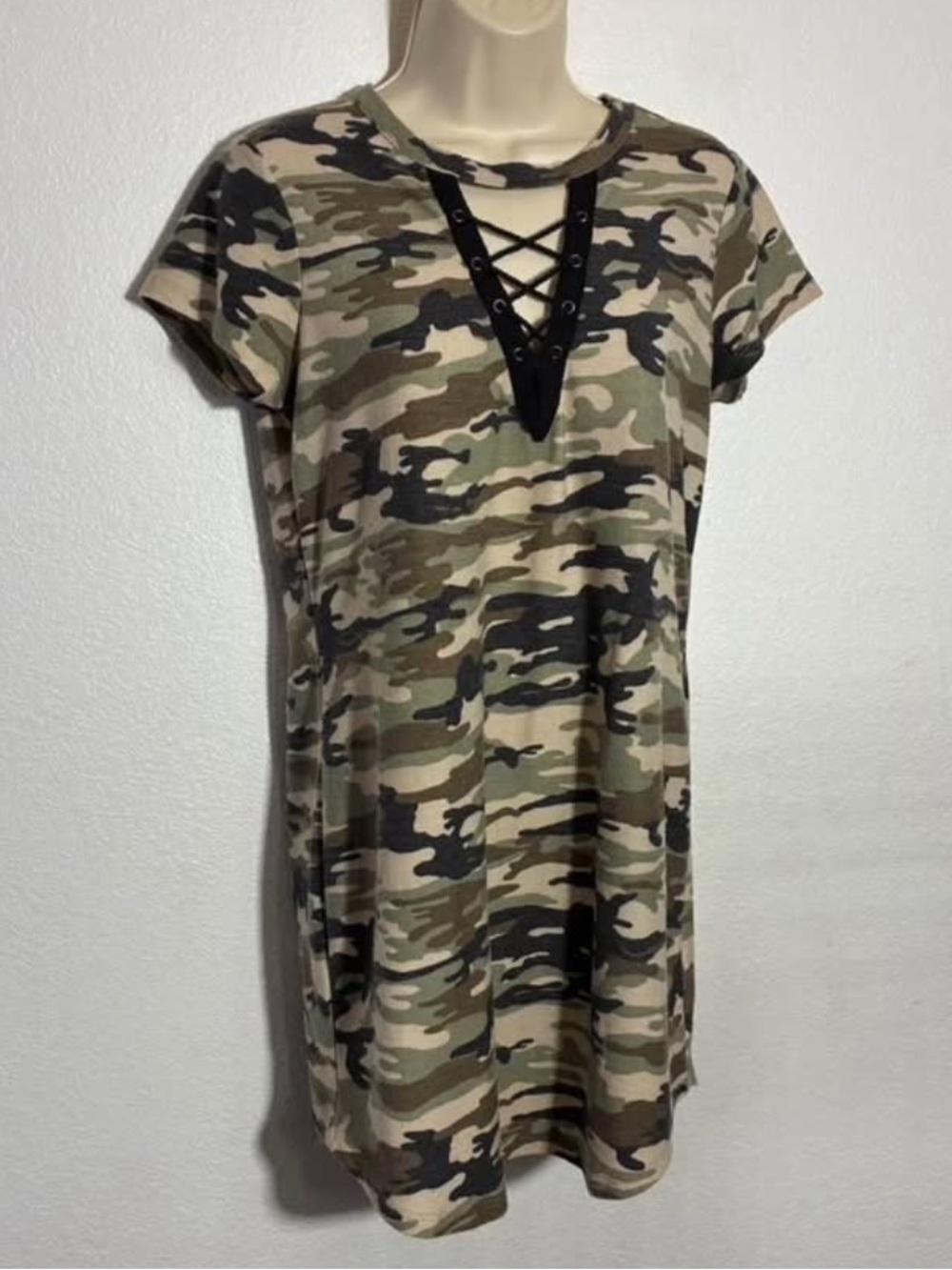 Camo Lace-Up Short Sleeve Dress - Olive Camo Size Large